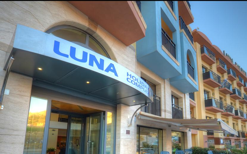 Luna Hotel Facade